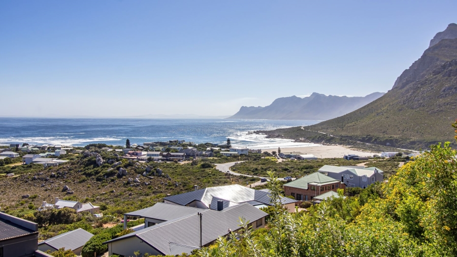 3 Bedroom Property for Sale in Rooi Els Western Cape